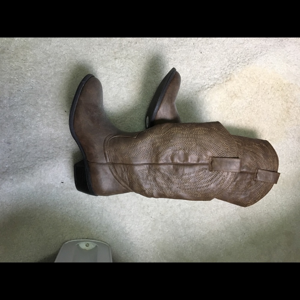 Cowboy boots